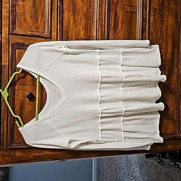 American Eagle Outfitters Tops - Womens American Eagle long sleeve baby doll top. Sz XXS. White